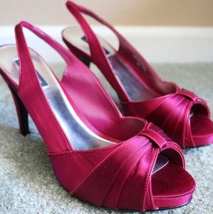 White House Black Market Red slingback heels